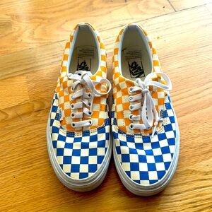 RARE Three-tone Vans in awesome condition.